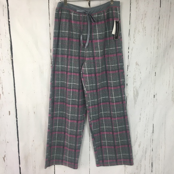 Jaclyn Smith Other - Jaclyn bottoms